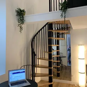 Apartment Loft Luxe La Plaine, Marseilles