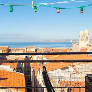 Apartment Terrasse Vue & Quartier Historique Vieux Port, Marseilles